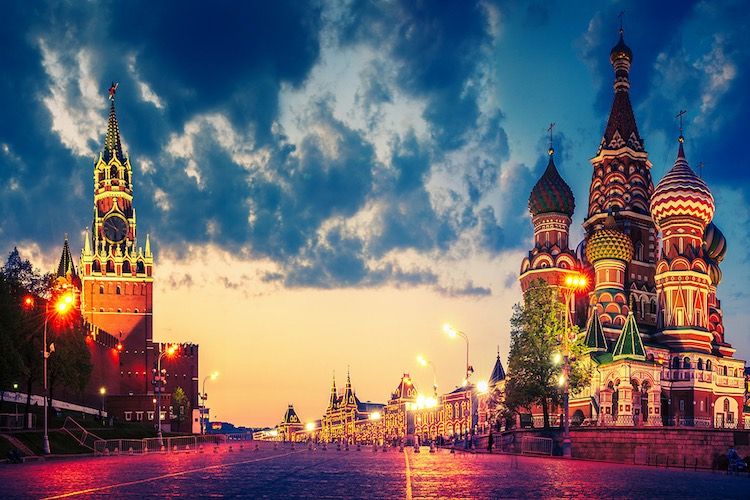 تور  مسکو دی 1404 - 7 شب / هواپیمائی ماهان