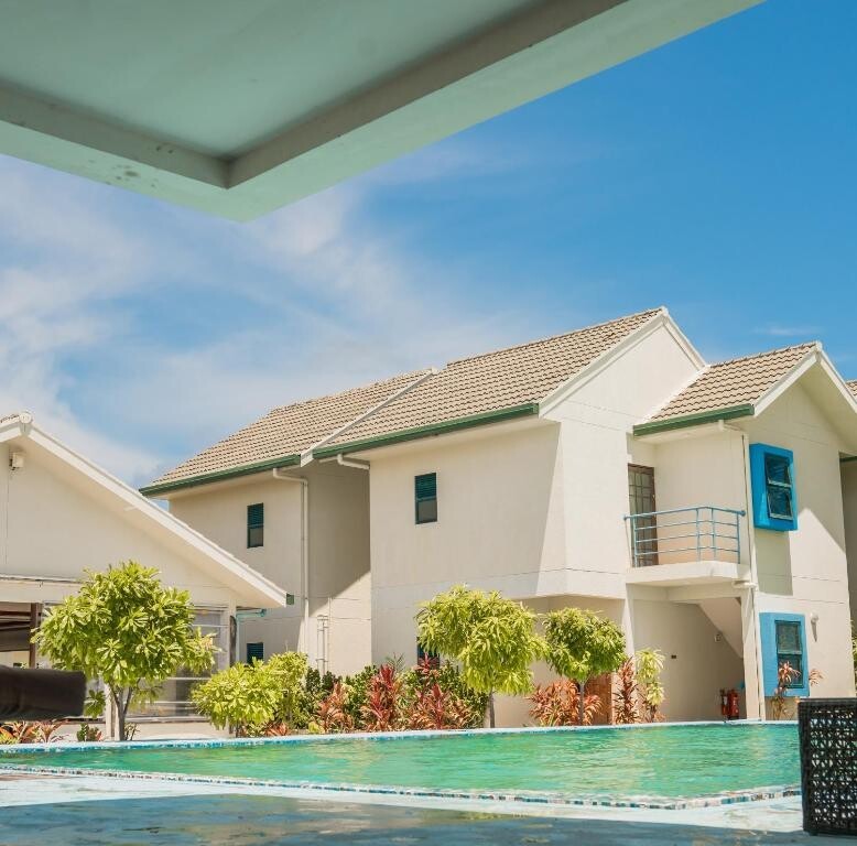 هتل لانگ بیچ لامو